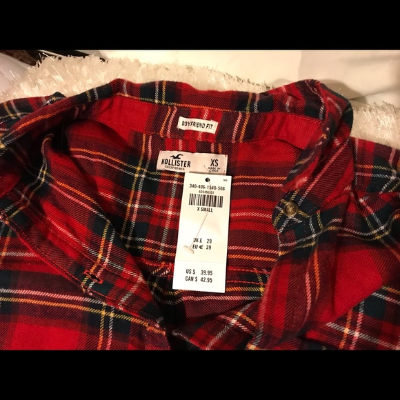 Abercrombie long sleeve - Picture 2 of 3